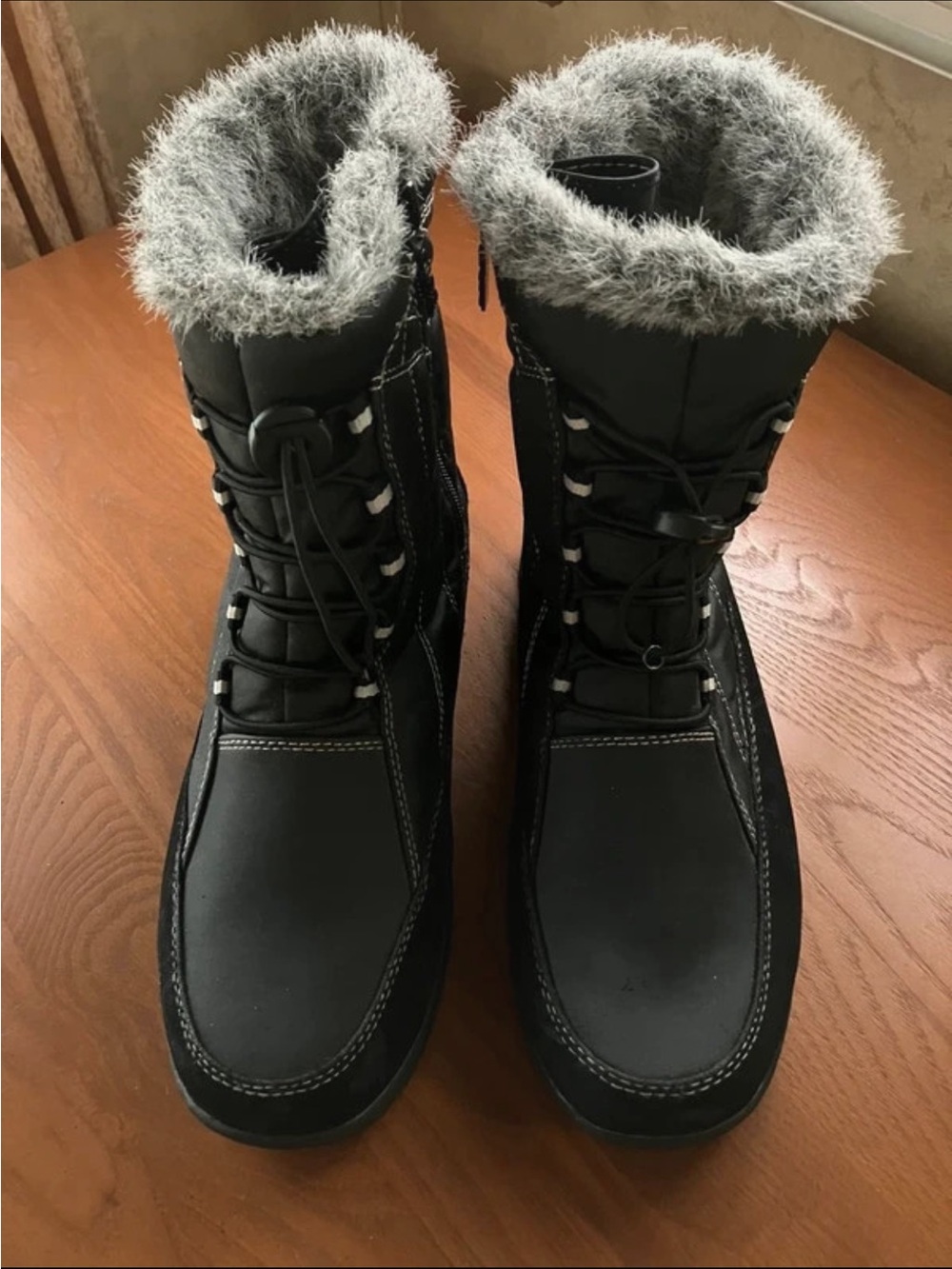 Tote Women’s Eve Winter Boots Black sz.7 All weather footwear
